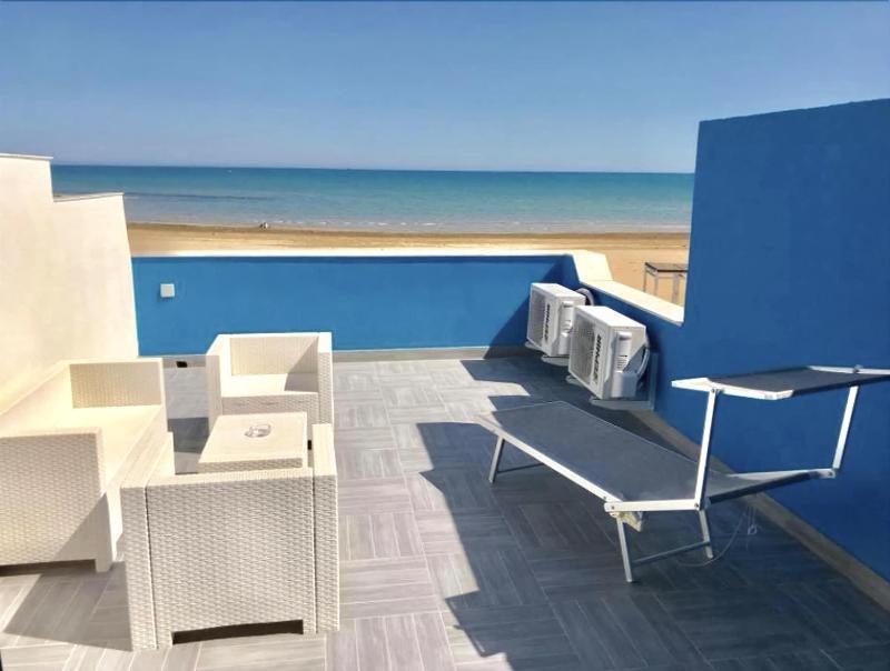 Terrazze Sul Mare Bed & Breakfast Pozzallo Exterior photo