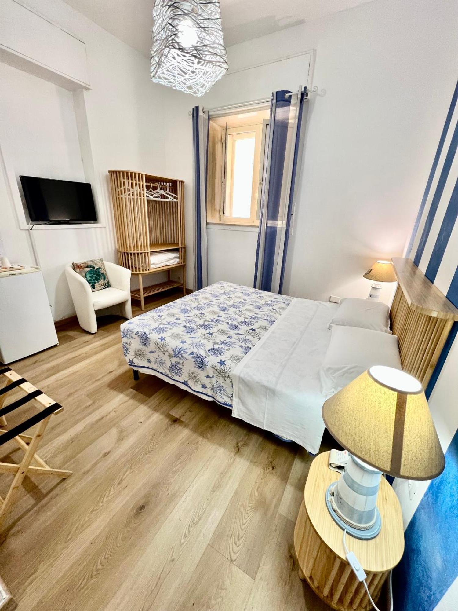 Terrazze Sul Mare Bed & Breakfast Pozzallo Exterior photo